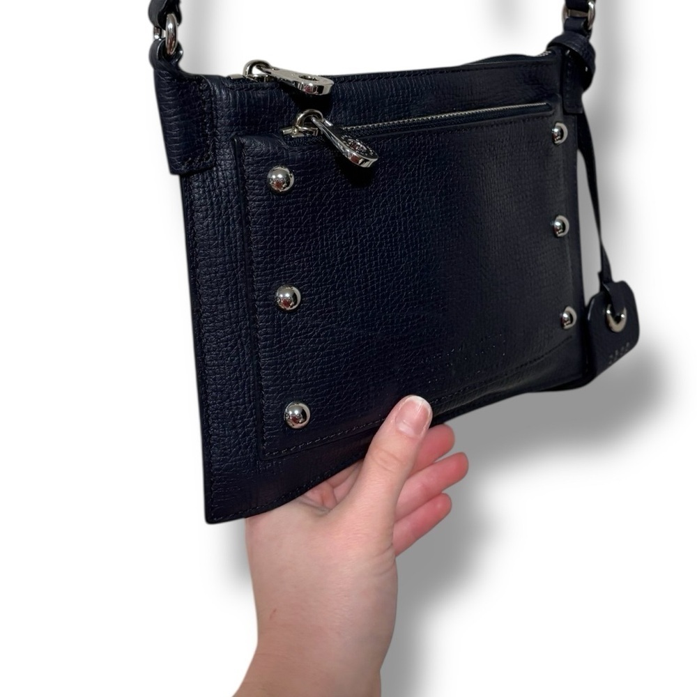 Marc Jacob’s Leather Blue Crossbody Bag